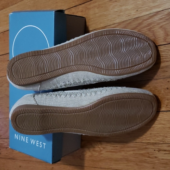 Linen Nine West Flats - Picture 4 of 5